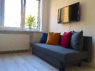 华沙棕榈公寓 *