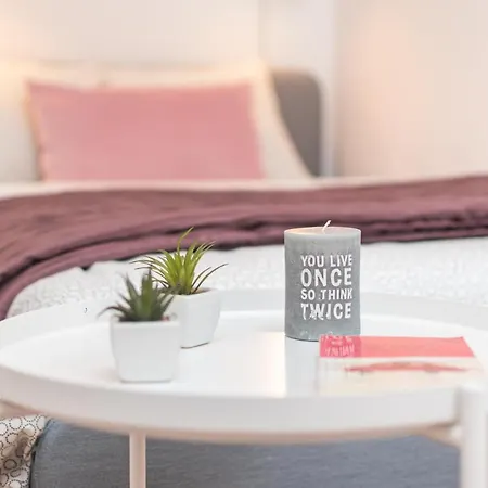 Palm Aparts Apartment Warsaw