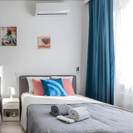 Palm Aparts Apartment Warsaw