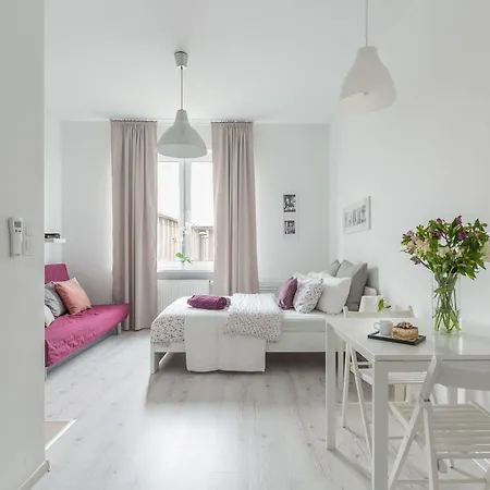 Palm Aparts Apartment Warsaw
